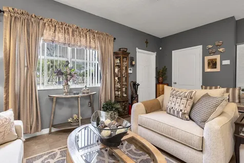 16637 NW 73rd Place Miami Lakes FL 33014