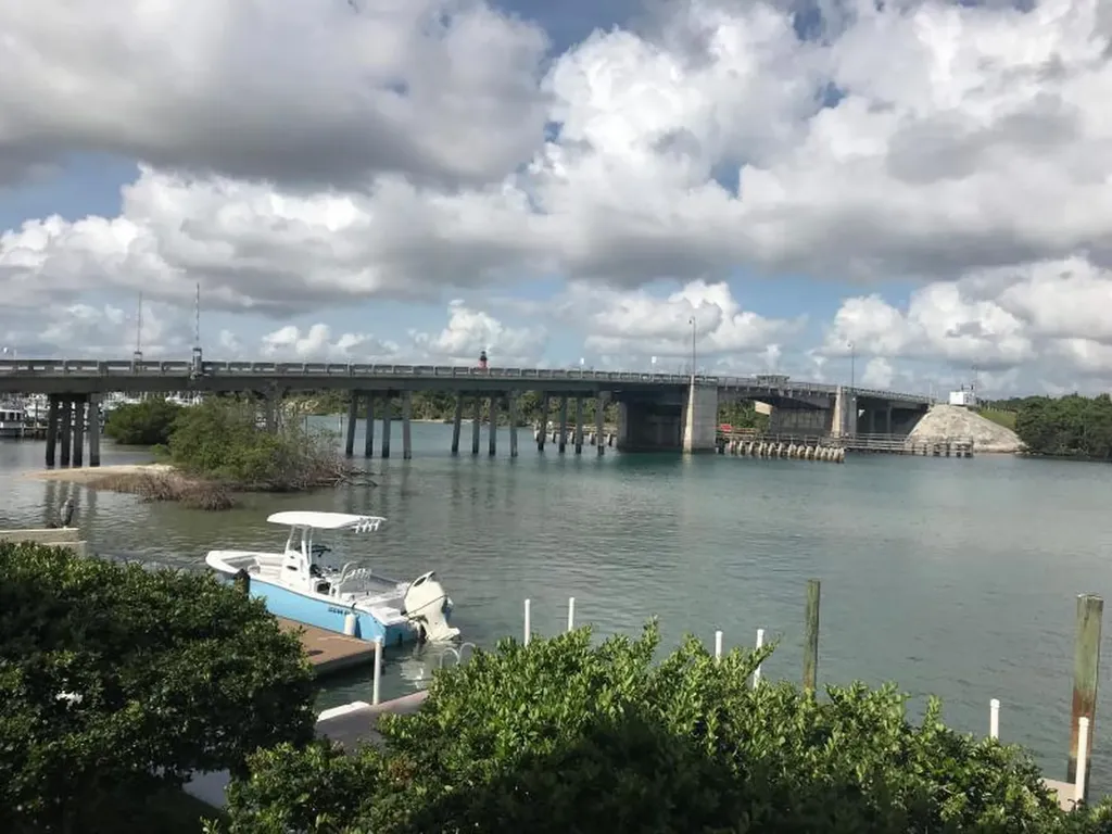 375 S Beach Road Jupiter FL 33469