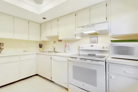 375 S Beach Road Jupiter FL 33469