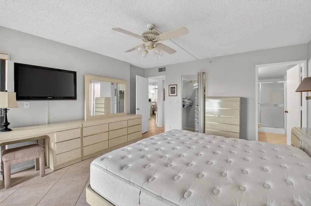 14476 Amberly Lane Delray Beach FL 33446