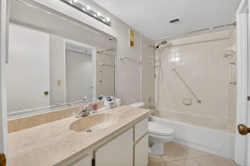 14476 Amberly Lane Delray Beach FL 33446
