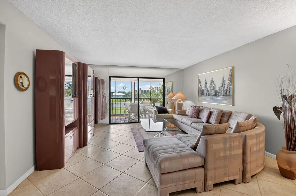 14476 Amberly Lane Delray Beach FL 33446