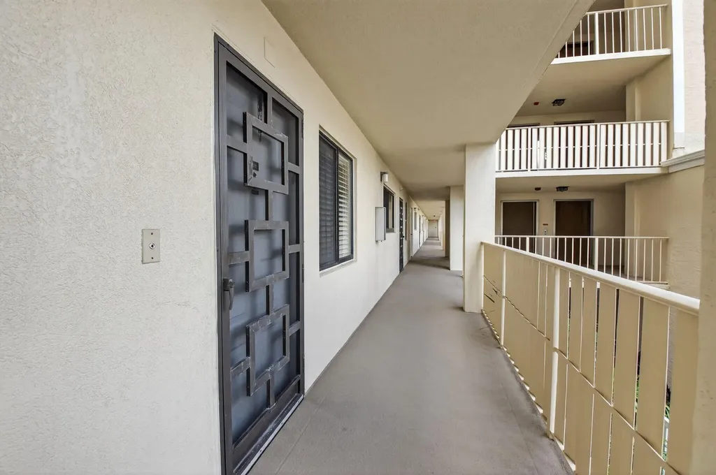 14476 Amberly Lane Delray Beach FL 33446