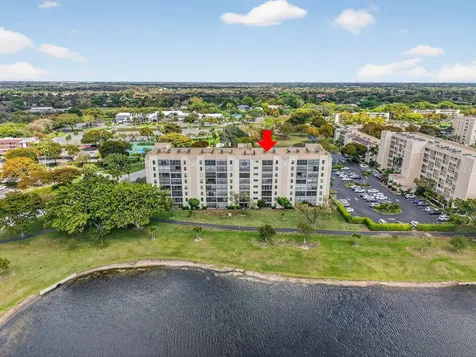 14476 Amberly Lane Delray Beach FL 33446