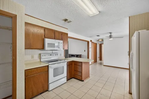 1332 W 33rd Street Riviera Beach FL 33404