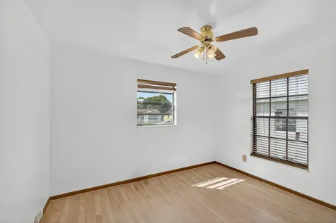 1332 W 33rd Street Riviera Beach FL 33404