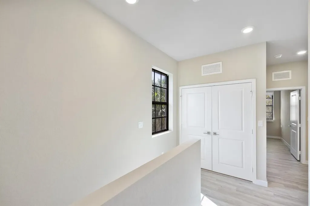 751 SW 11th Street Florida City FL 33034