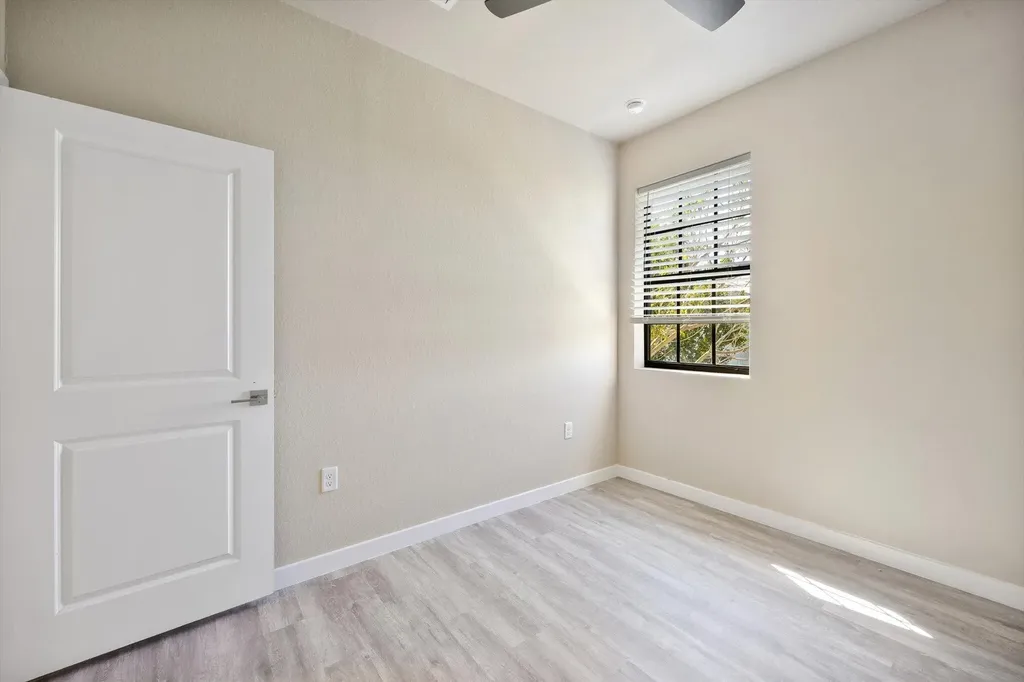 751 SW 11th Street Florida City FL 33034