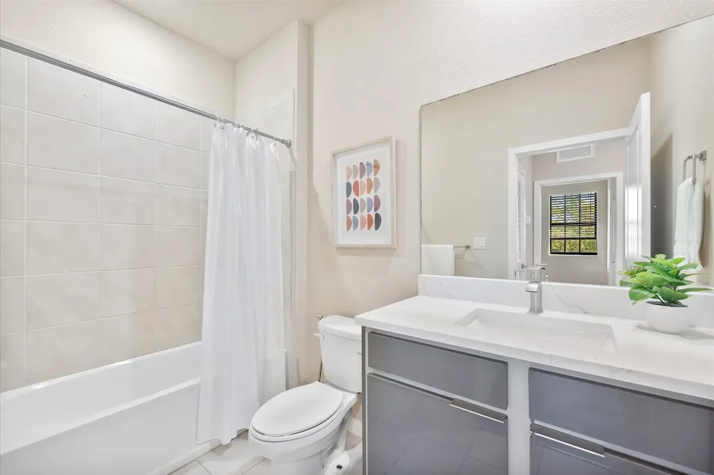 751 SW 11th Street Florida City FL 33034