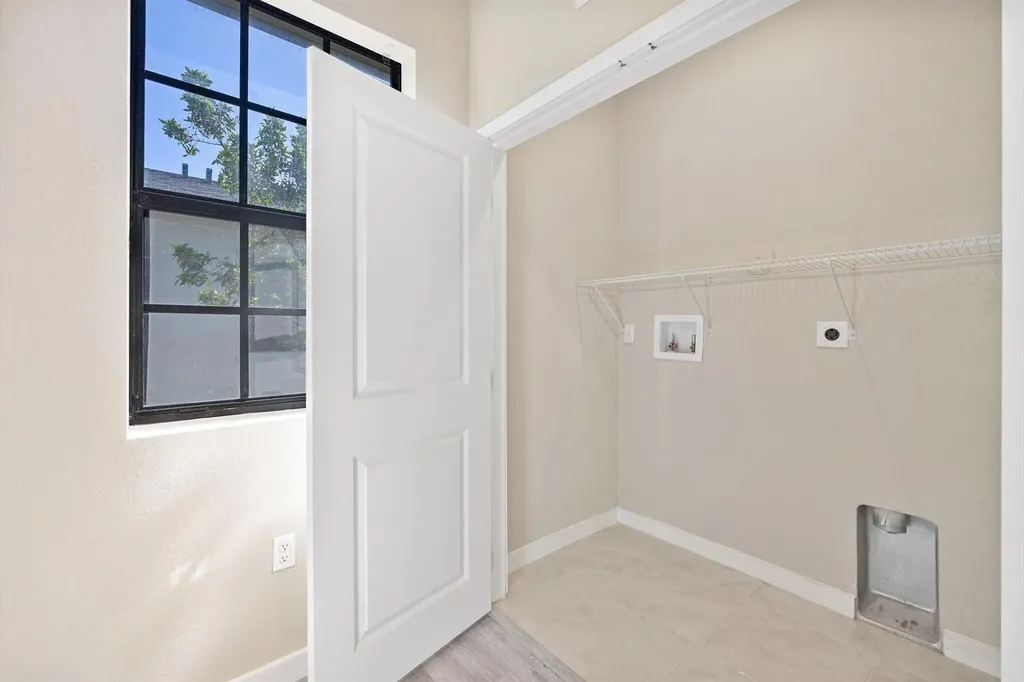 751 SW 11th Street Florida City FL 33034