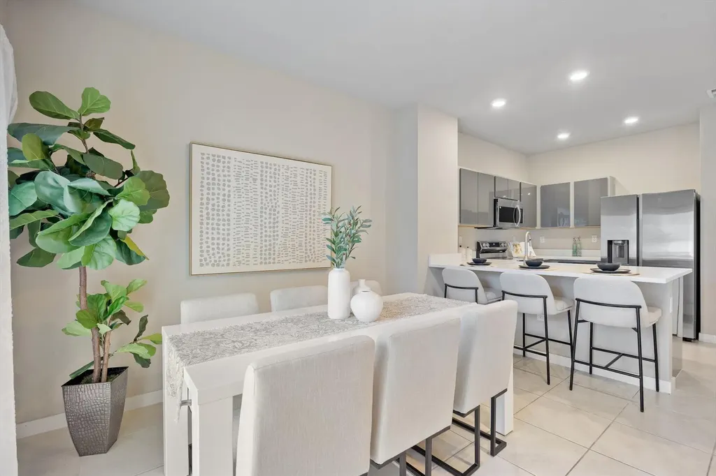 751 SW 11th Street Florida City FL 33034