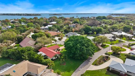 4176 SE Fairway Court Stuart FL 34997