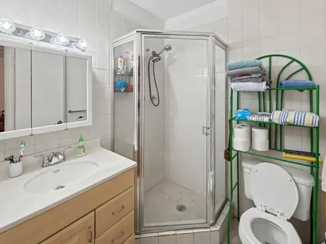 5171 W Oakland Park Boulevard Lauderdale Lakes FL 33313