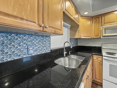5171 W Oakland Park Boulevard Lauderdale Lakes FL 33313