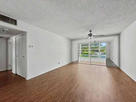 5171 W Oakland Park Boulevard Lauderdale Lakes FL 33313