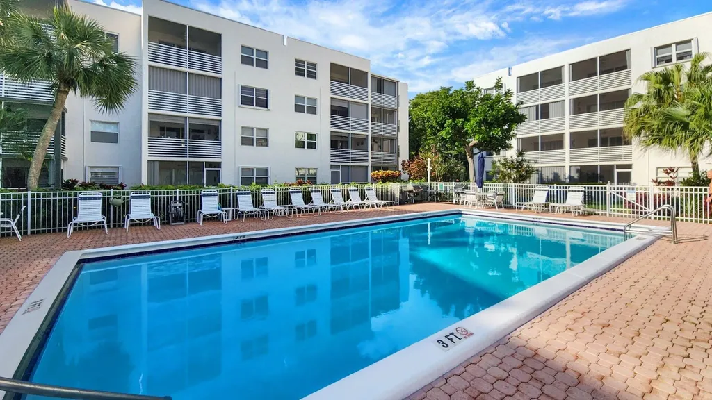 1541 S Ocean Boulevard Pompano Beach FL 33062