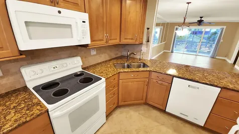 1541 S Ocean Boulevard Pompano Beach FL 33062