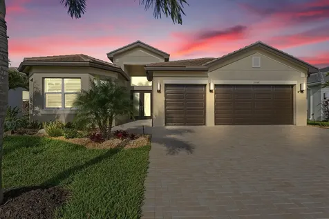 11968 SW Whitewater Falls Court Port St Lucie FL 34987