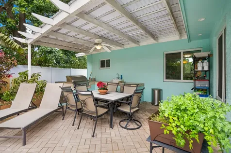 1568 NE 39th Street Oakland Park FL 33334