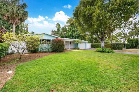 1568 NE 39th Street Oakland Park FL 33334