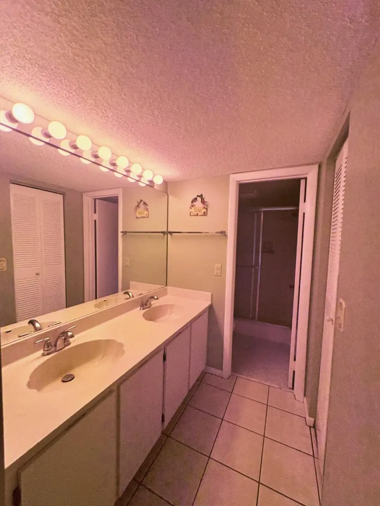 7831 Willow Spring Drive Lake Worth FL 33467
