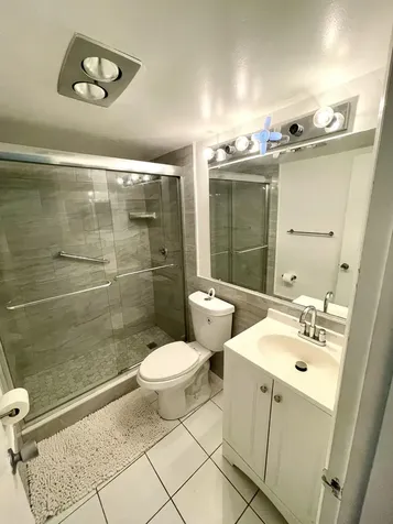 201 Canterbury I West Palm Beach FL 33417