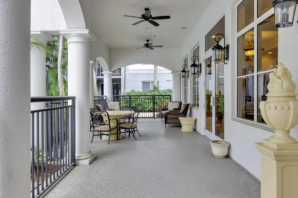 1660 Renaissance Commons Boulevard Boynton Beach FL 33426