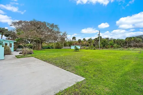 6205 S Indian River Drive Fort Pierce FL 34982