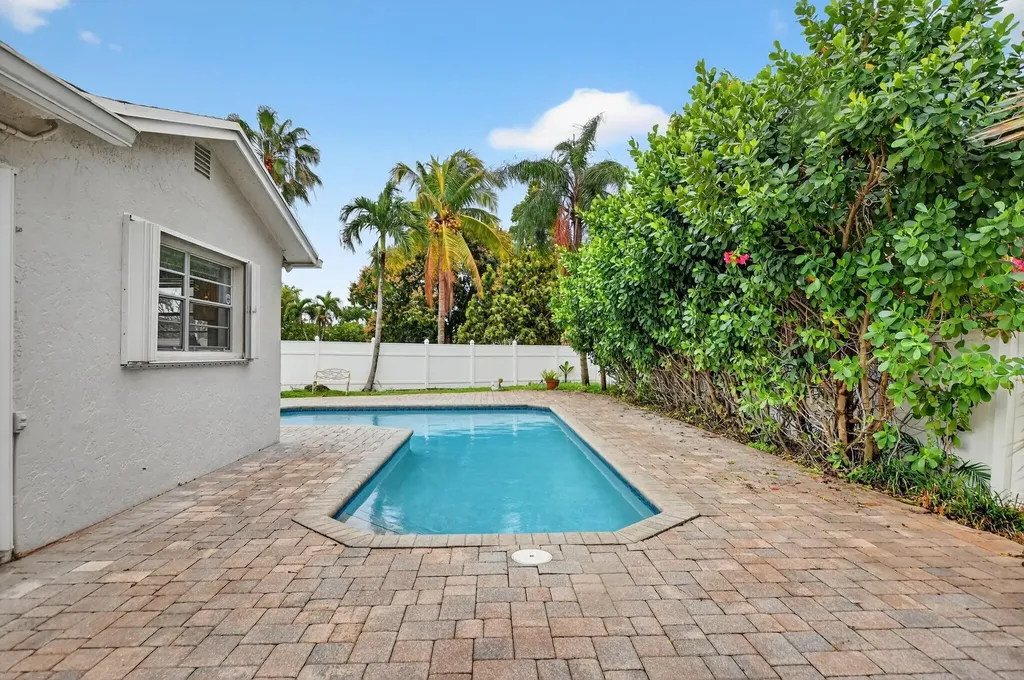 23153 SW 60th Way Boca Raton FL 33428