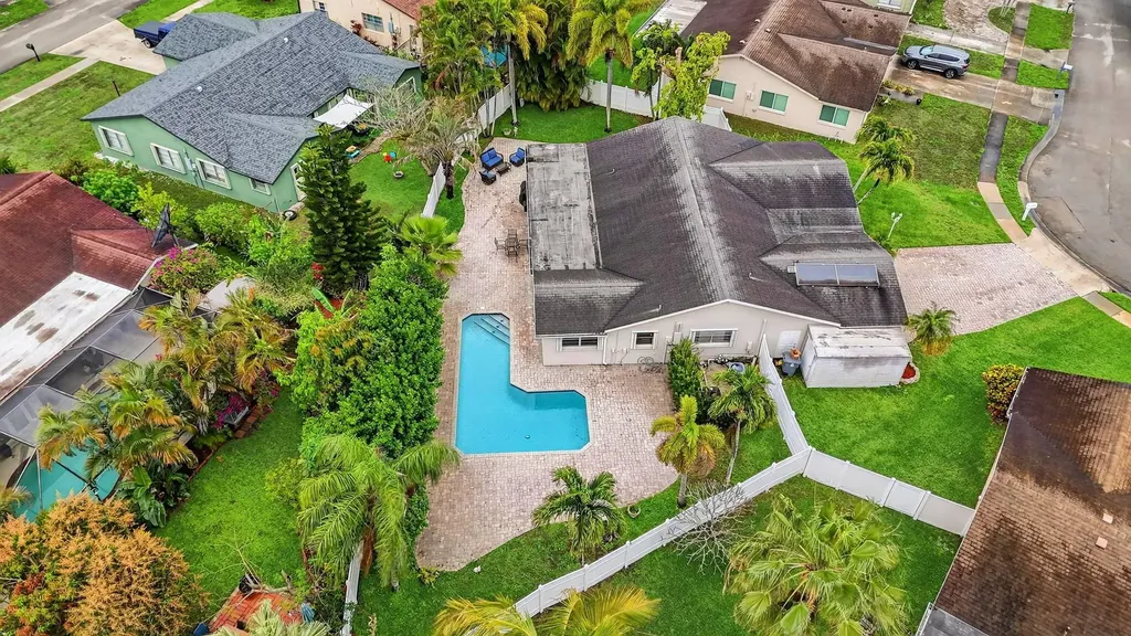 23153 SW 60th Way Boca Raton FL 33428