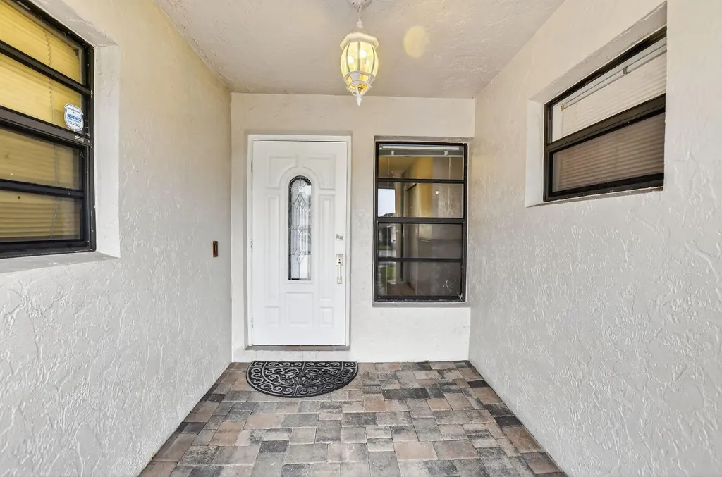 23153 SW 60th Way Boca Raton FL 33428