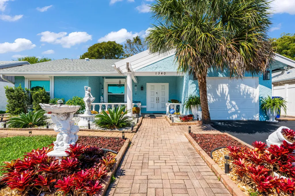 1340 SW 75th Avenue North Lauderdale FL 33068