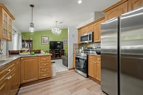 1340 SW 75th Avenue North Lauderdale FL 33068