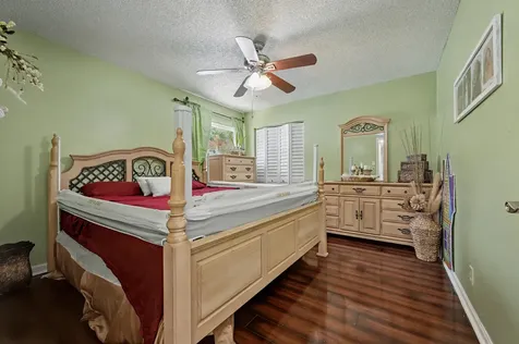 1340 SW 75th Avenue North Lauderdale FL 33068