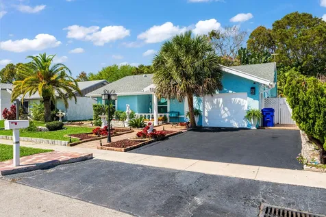 1340 SW 75th Avenue North Lauderdale FL 33068