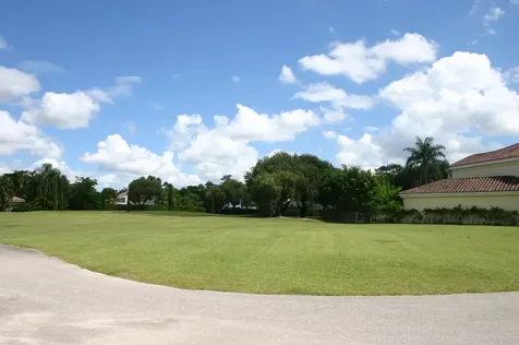 2390 Muir Circle Wellington FL 33414
