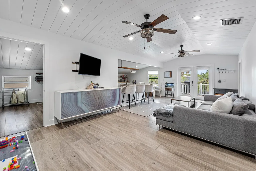 16823 127th Drive N Jupiter FL 33478