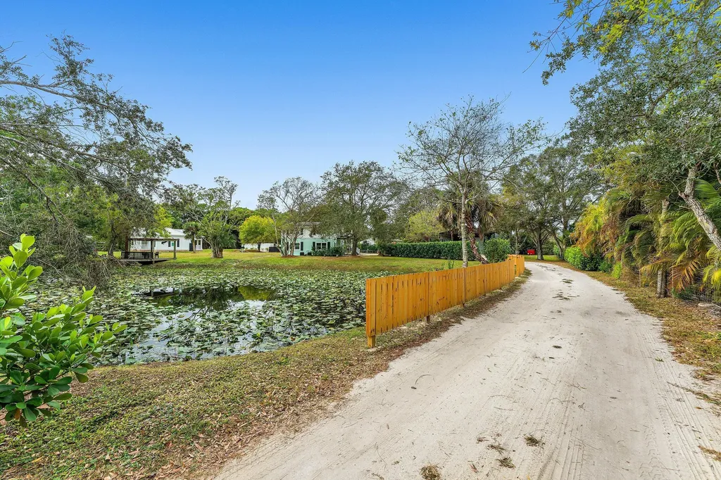 16823 127th Drive N Jupiter FL 33478