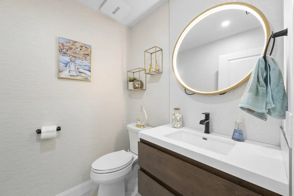 17235 Bay Street Jupiter FL 33477