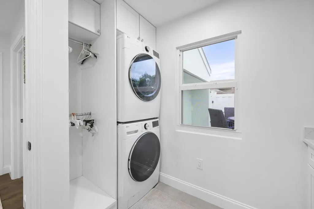 17235 Bay Street Jupiter FL 33477