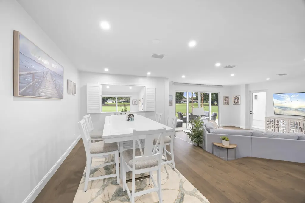 17235 Bay Street Jupiter FL 33477