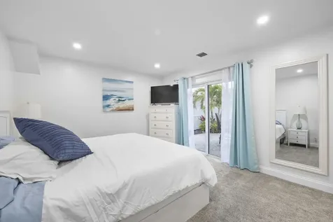 17235 Bay Street Jupiter FL 33477