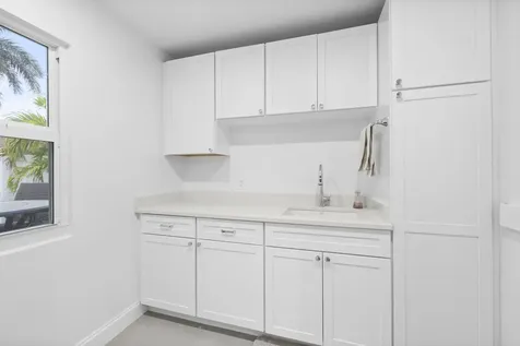 17235 Bay Street Jupiter FL 33477