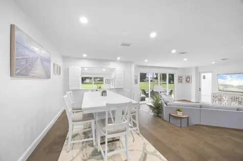 17235 Bay Street Jupiter FL 33477