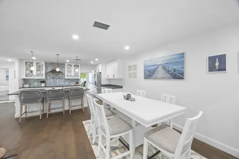 17235 Bay Street Jupiter FL 33477