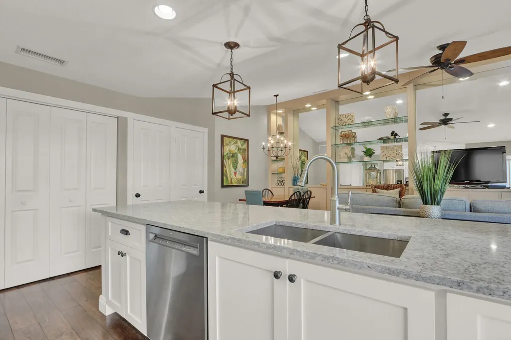 9701 Chapman Oak Court Palm Beach Gardens FL 33410