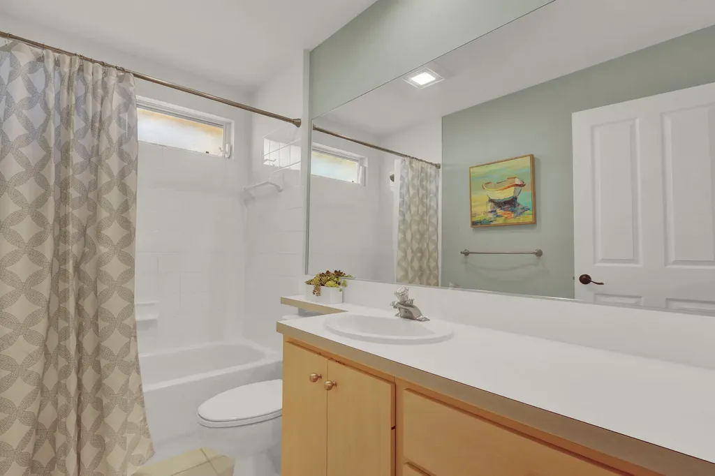 9701 Chapman Oak Court Palm Beach Gardens FL 33410
