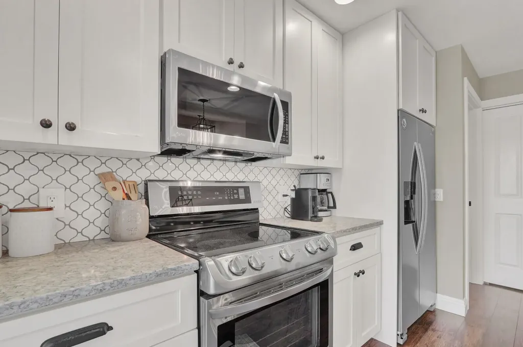 9701 Chapman Oak Court Palm Beach Gardens FL 33410