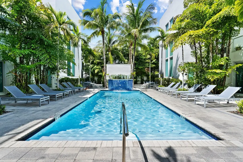 775 NE 4th Avenue Fort Lauderdale FL 33304