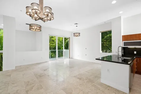775 NE 4th Avenue Fort Lauderdale FL 33304